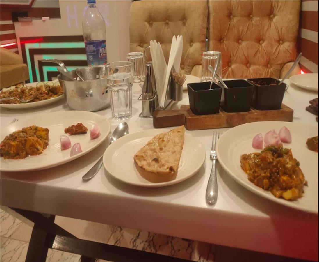 Gokul Raj By Wb Economy , Madhubani Hotel Bagian luar foto